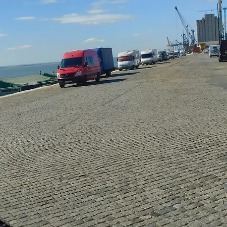 Kamp alanı Caravana Poco Bispo 2